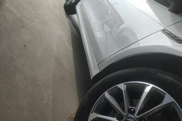 Used BYD Qin PLUS 2024 HONOR Edition DM-i 55KM Leading Model Right Side Sill