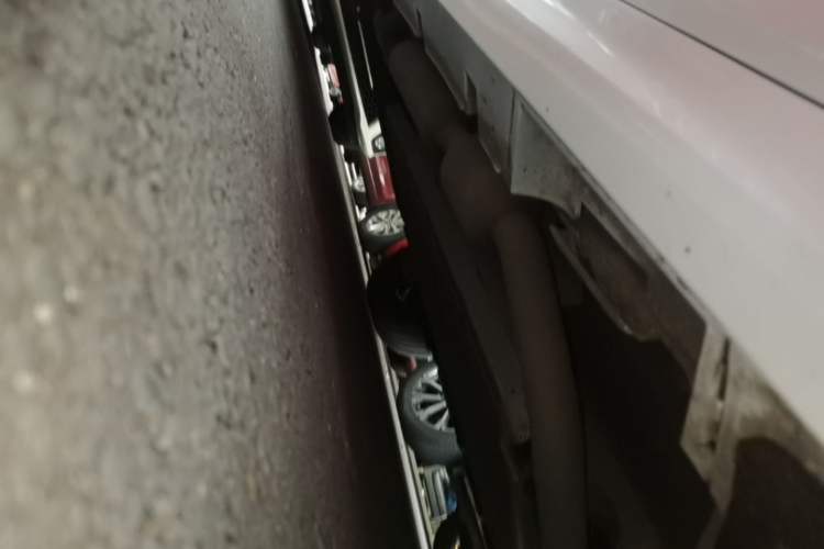 Used BYD Qin PLUS 2024 HONOR Edition DM-i 55KM Leading Model Right Side Sill
