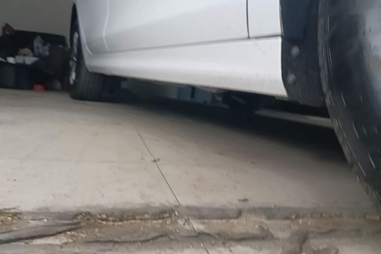 Used BYD Qin PLUS 2024 HONOR Edition DM-i 55KM Leading Model Right Side Sill