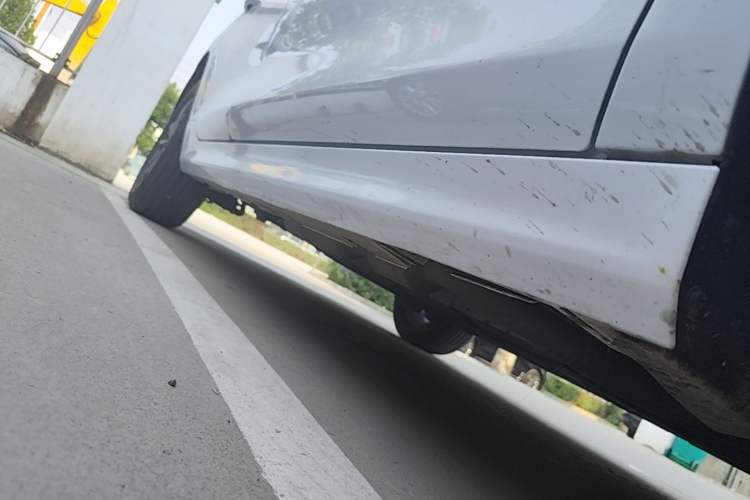Used BYD Qin PLUS 2024 HONOR Edition DM-i 55KM Leading Model Right Side Sill