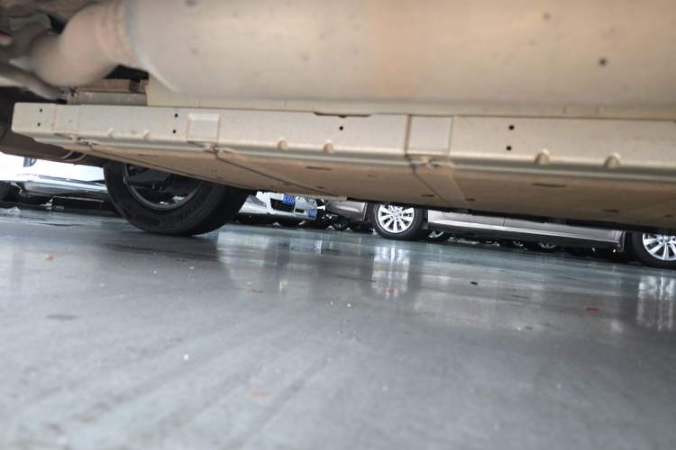 Used BYD Qin PLUS 2024 HONOR Edition DM-i 55KM Leading Model Right Side Sill