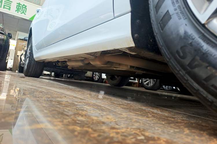 Used BYD Qin PLUS 2024 HONOR Edition DM-i 120KM Leading Model Right Side Sill