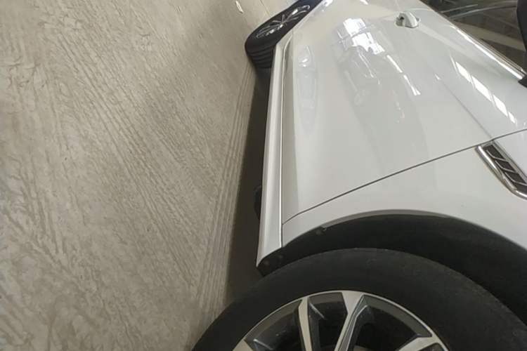 Used BYD Qin PLUS 2024 HONOR Edition DM-i 55KM Leading Model Right Side Sill