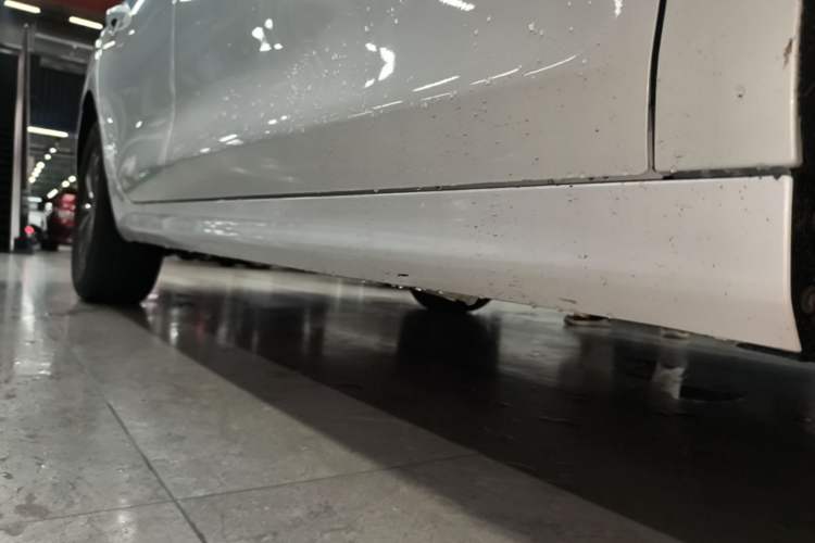 Used BYD Qin PLUS 2024 HONOR Edition DM-i 55KM Leading Model Right Side Sill