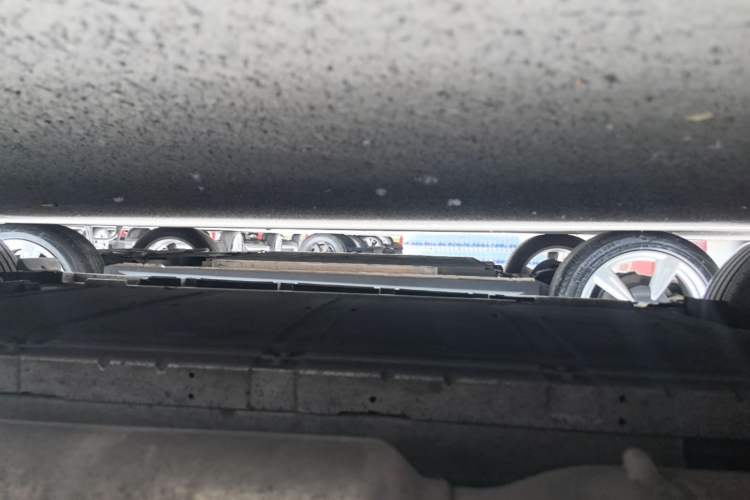 Used BYD Qin PLUS 2024 HONOR Edition DM-i 55KM Leading Model Right Side Sill