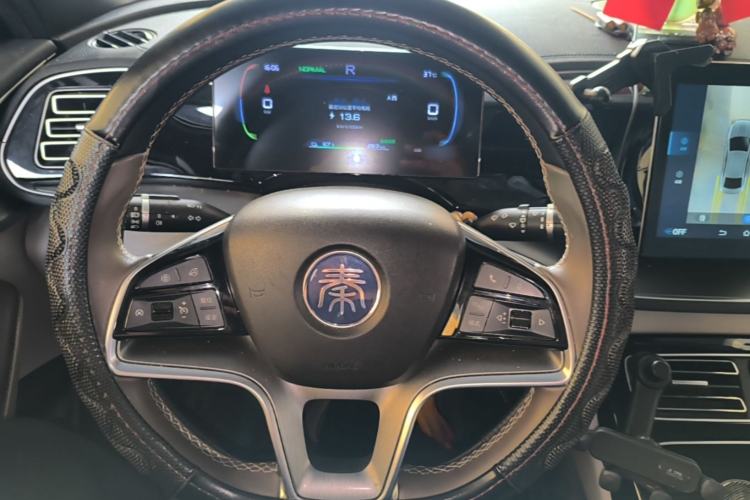 Used BYD Qin PLUS 2024 Honor Edition EV 420KM Beyond Model Steering Wheel