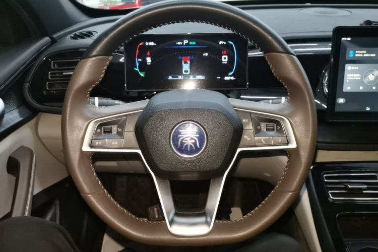 Used BYD Qin PLUS 2024 HONOR Edition DM-i 55KM Leading Model Steering Wheel