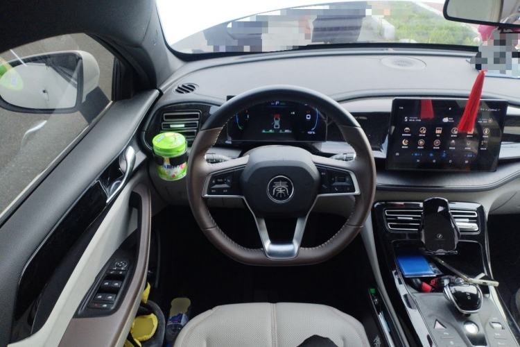 Used BYD Qin PLUS 2024 HONOR Edition DM-i 55KM Leading Model Steering Wheel