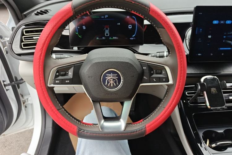 Used BYD Qin PLUS 2024 HONOR Edition DM-i 55KM Beyond Model Steering Wheel
