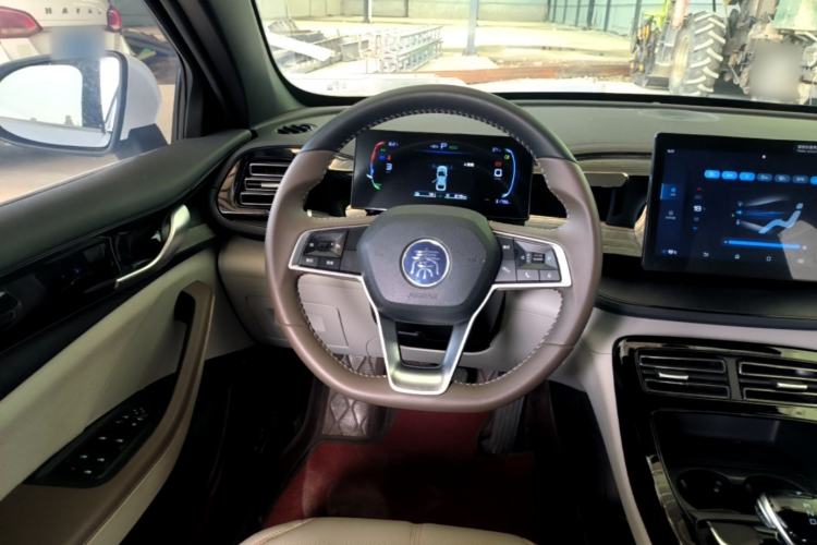 Used BYD Qin PLUS 2024 HONOR Edition DM-i 55KM Leading Model Steering Wheel