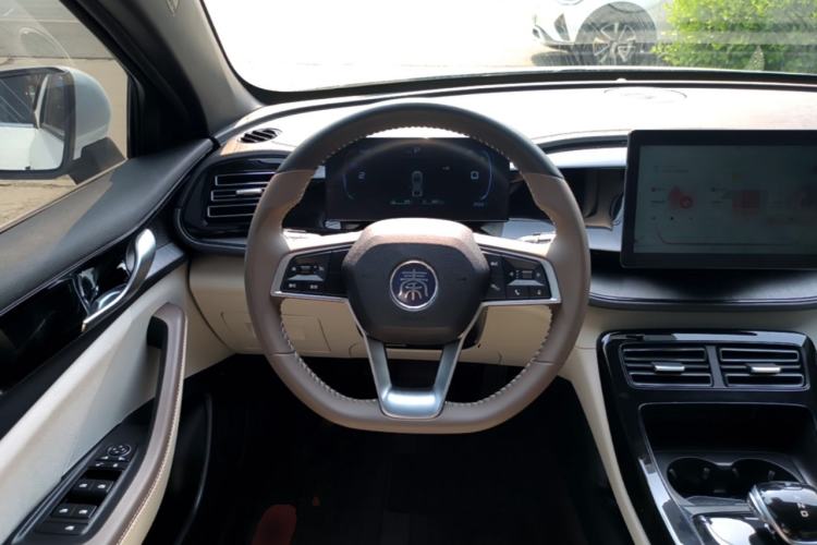 Used BYD Qin PLUS 2024 HONOR Edition DM-i 55KM Leading Model Steering Wheel
