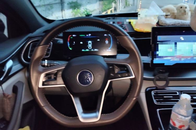 Used BYD Qin PLUS 2024 HONOR Edition DM-i 55KM Beyond Model Steering Wheel