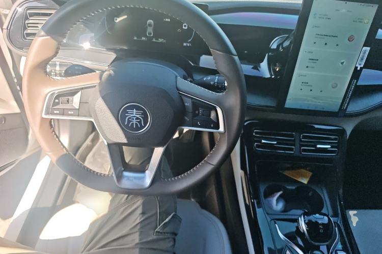 Used BYD Qin PLUS 2024 HONOR Edition DM-i 55KM Leading Model Steering Wheel
