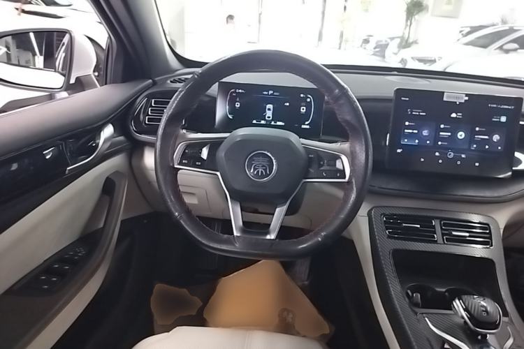 Used BYD Qin PLUS 2024 HONOR Edition DM-i 55KM Leading Model Steering Wheel
