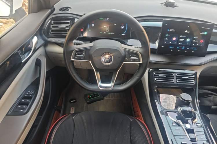 Used BYD Qin PLUS 2024 HONOR Edition DM-i 55KM Leading Model Steering Wheel