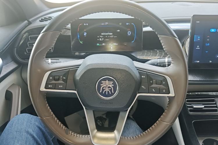 Used BYD Qin PLUS 2024 HONOR Edition DM-i 55KM Leading Model Steering Wheel