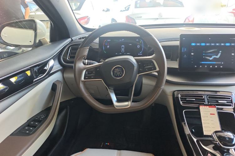 Used BYD Qin PLUS 2024 HONOR Edition DM-i 120KM Leading Model Steering Wheel