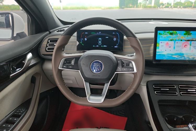 Used BYD Qin PLUS 2024 HONOR Edition DM-i 55KM Leading Model Steering Wheel