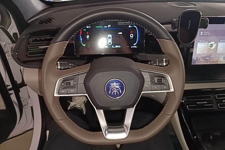 Used BYD Qin PLUS 2024 HONOR Edition DM-i 55KM Leading Model Steering Wheel