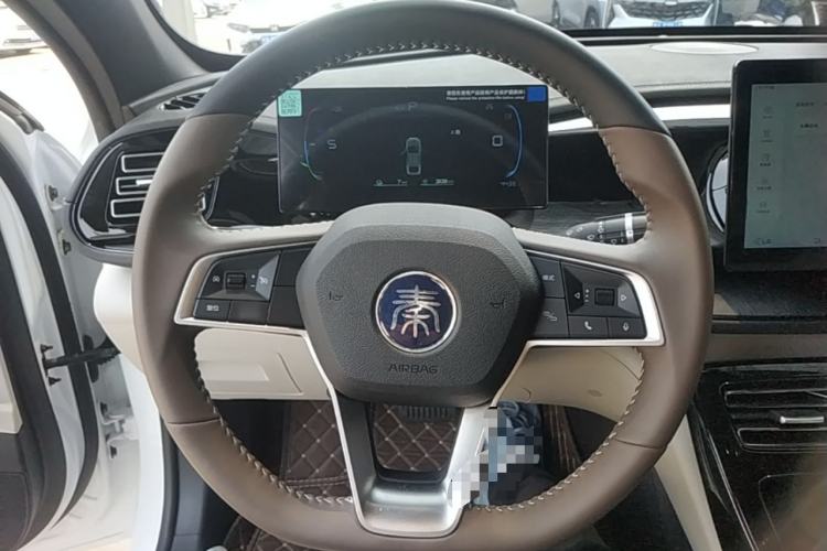 Used BYD Qin PLUS 2024 HONOR Edition DM-i 55KM Leading Model Steering Wheel