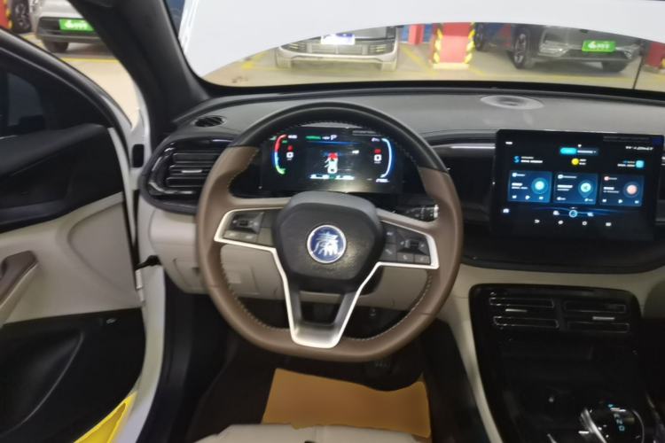 Used BYD Qin PLUS 2024 HONOR Edition DM-i 55KM Leading Model Steering Wheel