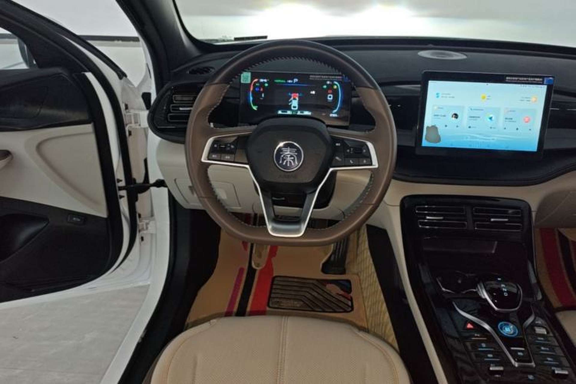Used BYD Qin PLUS 2024 HONOR Edition DM-i 55KM Leading Model Steering Wheel