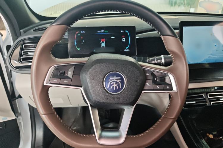 Used BYD Qin PLUS 2024 HONOR Edition DM-i 55KM Leading Model Steering Wheel