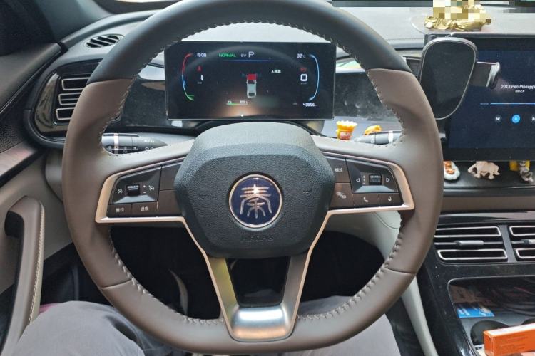 Used BYD Qin PLUS 2024 HONOR Edition DM-i 55KM Leading Model Steering Wheel