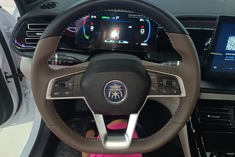Used BYD Qin PLUS 2024 HONOR Edition DM-i 55KM Leading Model Steering Wheel