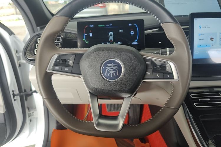 Used BYD Qin PLUS 2024 HONOR Edition DM-i 55KM Leading Model Steering Wheel