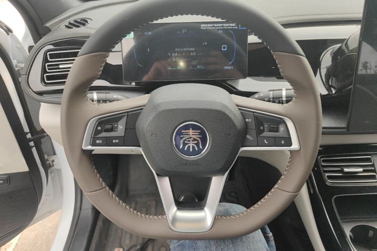 Used BYD Qin PLUS 2024 HONOR Edition DM-i 55KM Leading Model Steering Wheel