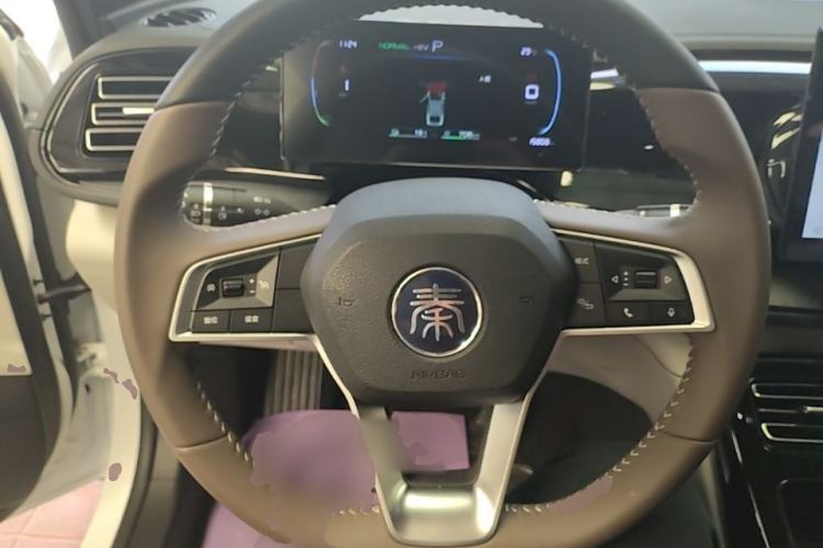 Used BYD Qin PLUS 2024 HONOR Edition DM-i 55KM Leading Model Steering Wheel