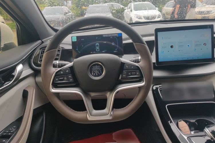 Used BYD Qin PLUS 2024 Honor Edition EV 420KM Beyond Model Steering Wheel