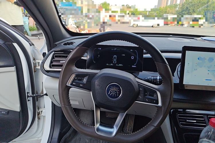 Used BYD Qin PLUS 2024 HONOR Edition DM-i 55KM Leading Model Steering Wheel