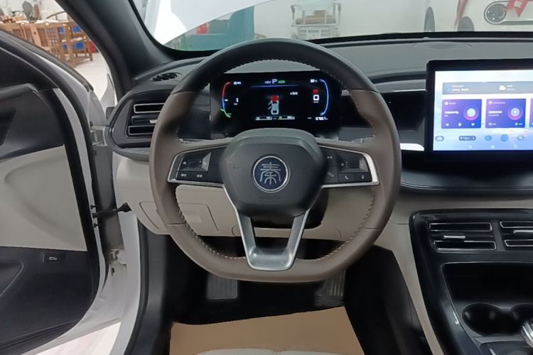 Used BYD Qin PLUS 2024 HONOR Edition DM-i 55KM Leading Model Steering Wheel