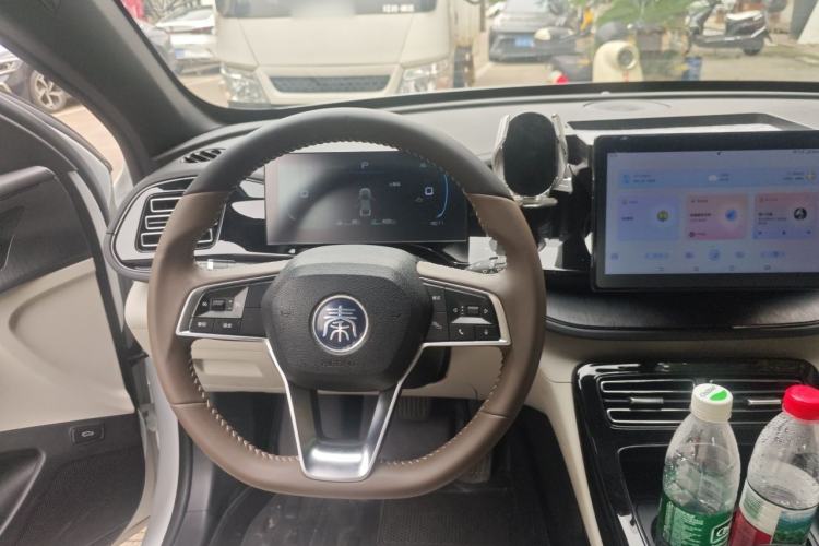 Used BYD Qin PLUS 2024 HONOR Edition DM-i 55KM Leading Model Steering Wheel