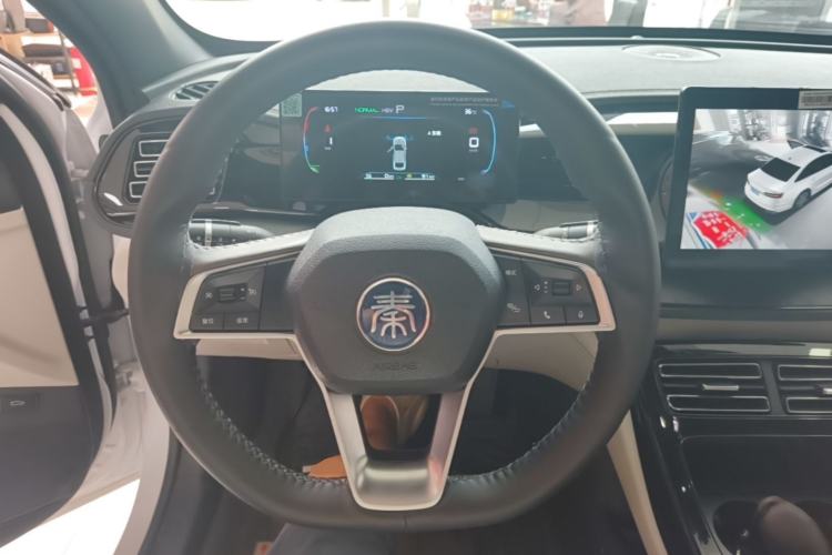 Used BYD Qin PLUS 2024 HONOR Edition DM-i 55KM Leading Model Steering Wheel