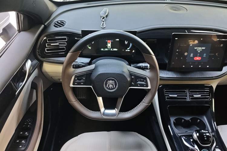 Used BYD Qin PLUS 2024 HONOR Edition DM-i 55KM Leading Model Steering Wheel