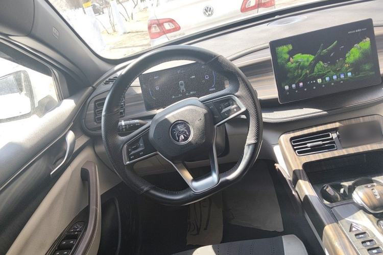 Used BYD Qin PLUS 2024 HONOR Edition DM-i 55KM Leading Model Steering Wheel