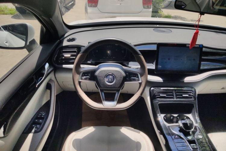 Used BYD Qin PLUS 2024 HONOR Edition DM-i 55KM Leading Model Steering Wheel