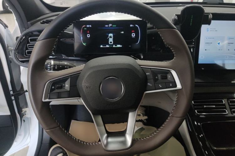 Used BYD Qin PLUS 2024 HONOR Edition DM-i 55KM Leading Model Steering Wheel