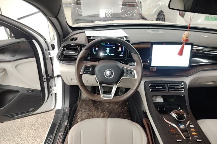 Used BYD Qin PLUS 2024 HONOR Edition DM-i 55KM Leading Model Steering Wheel