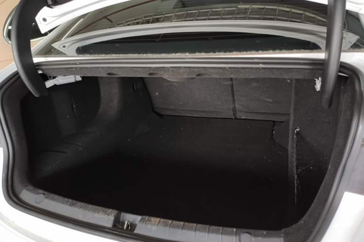 Used BYD Qin PLUS 2024 HONOR Edition DM-i 120KM Leading Model Trunk