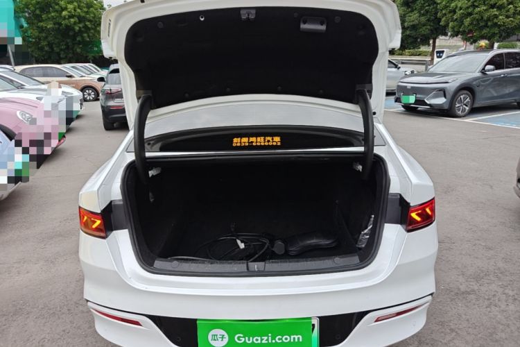 Used BYD Qin PLUS 2024 HONOR Edition DM-i 55KM Beyond Model Trunk