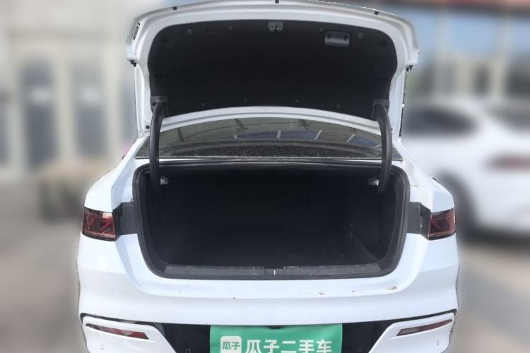 Used BYD Qin PLUS 2024 HONOR Edition DM-i 55KM Leading Model Trunk