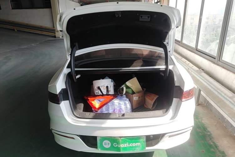Used BYD Qin PLUS 2024 HONOR Edition DM-i 55KM Leading Model Trunk