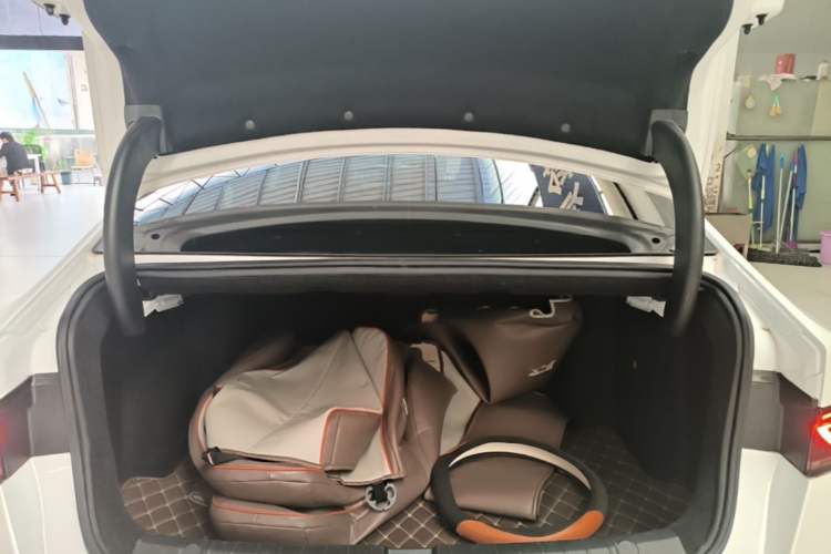 Used BYD Qin PLUS 2024 Honor Edition EV 510KM Beyond Model Trunk