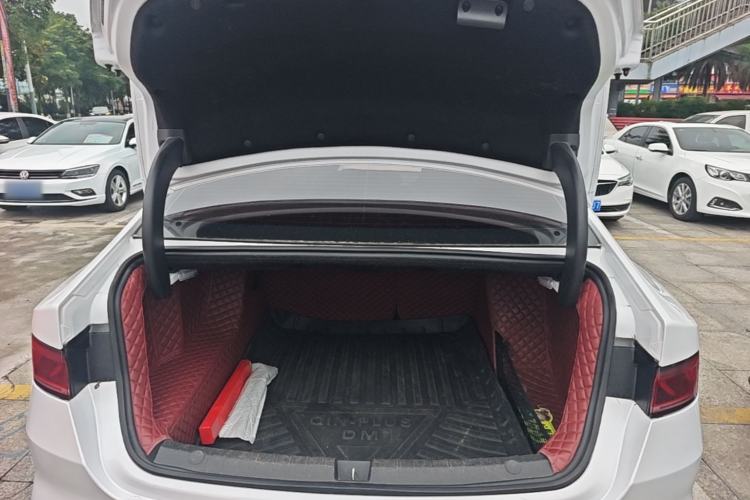 Used BYD Qin PLUS 2024 HONOR Edition DM-i 55KM Leading Model Trunk