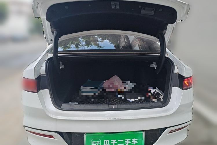 Used BYD Qin PLUS 2024 HONOR Edition DM-i 55KM Leading Model Trunk