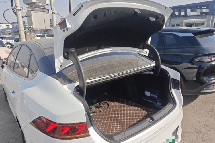 Used BYD Qin PLUS 2024 HONOR Edition DM-i 55KM Leading Model Trunk